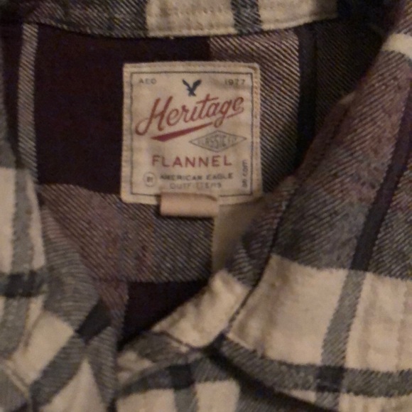 American Eagle button down - Picture 2 of 3